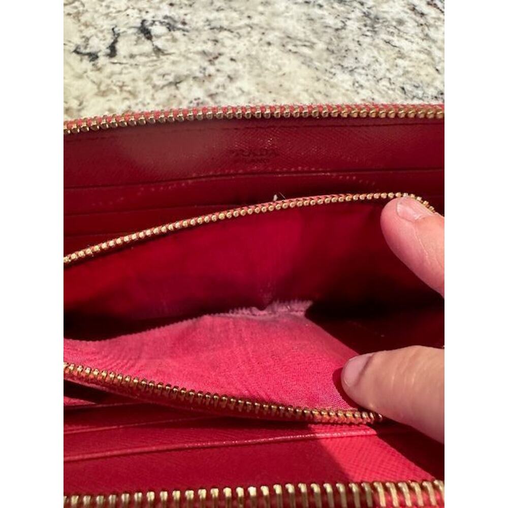 Prada Saffiano Leather Zip Around Wallet Peonia EUC - Picture 4 of 10